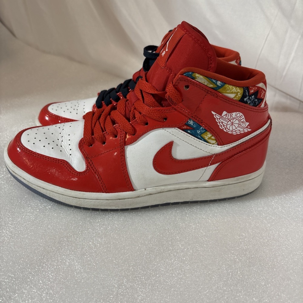 Jordan 1 Mid SE Barcelona Sweater Red Patent, 2021 GS, Size 7.5 US, DC7294-600 - Picture 2 of 7